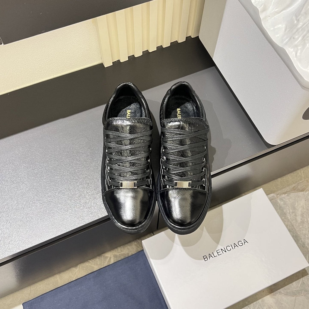 Balenciaga Metal-Bar Low-Top Sneakers — front