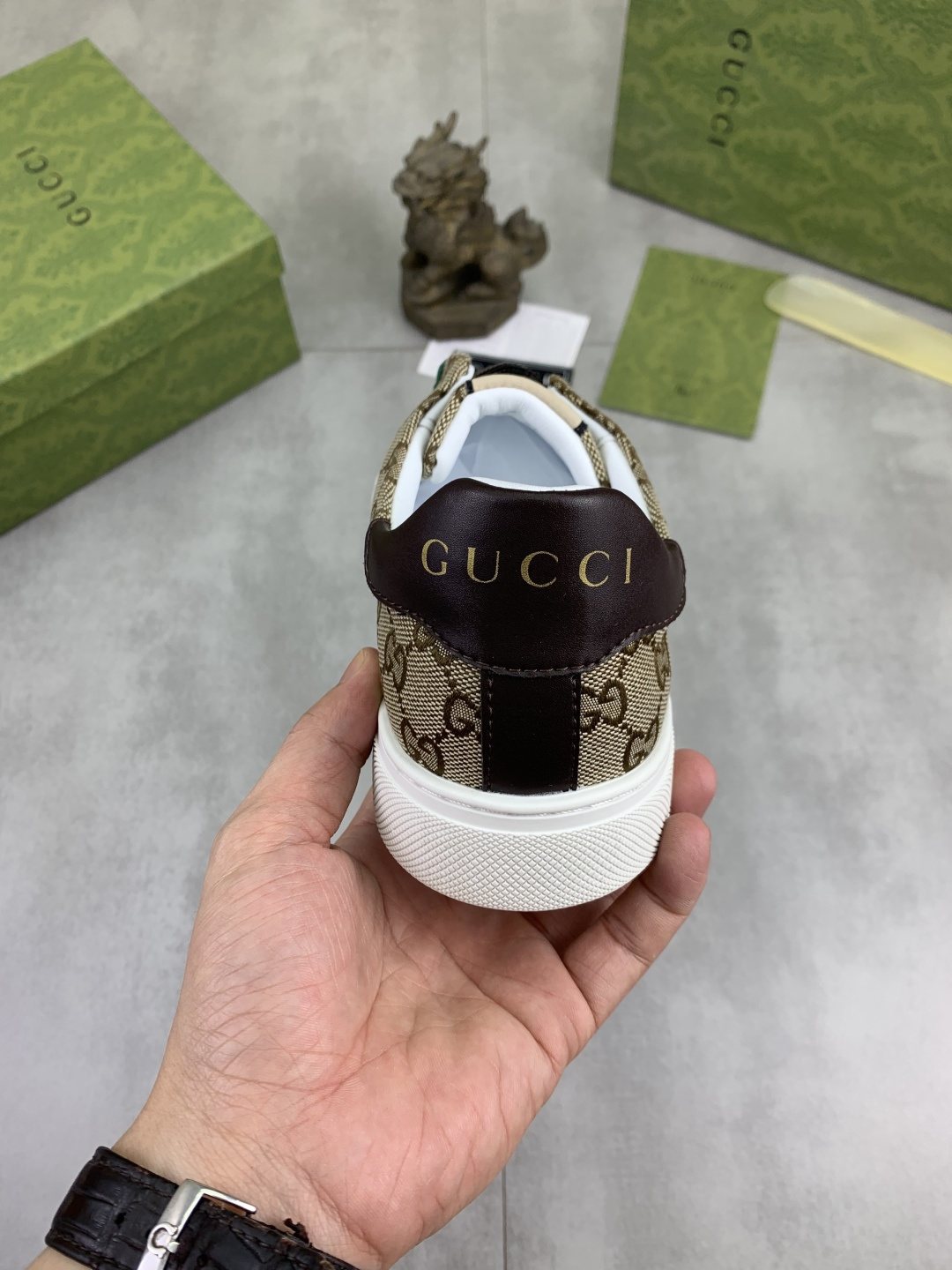微商相册测试鞋子-Gucci Monogram Stripe Slip-On Sneakers — back
