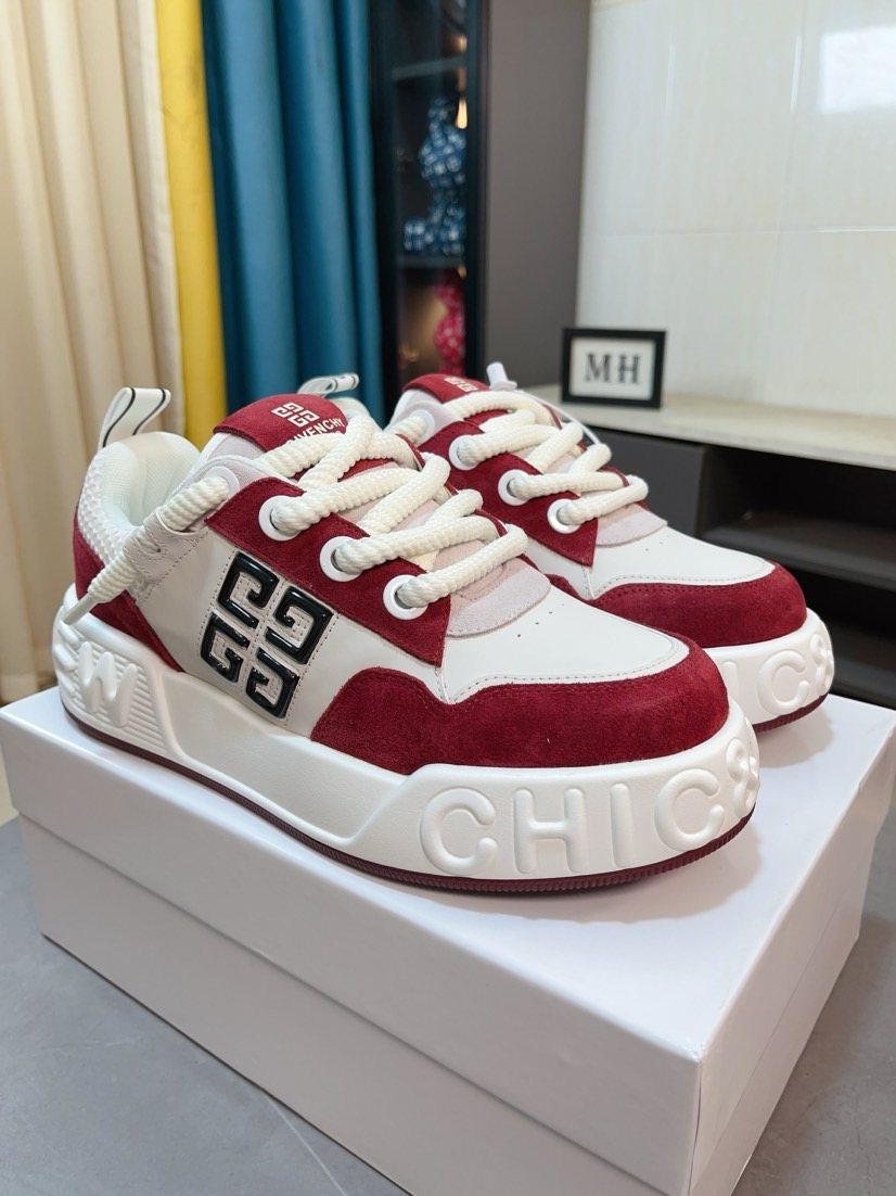 Givenchy Contrast-Panel Low-Top Sneakers — front