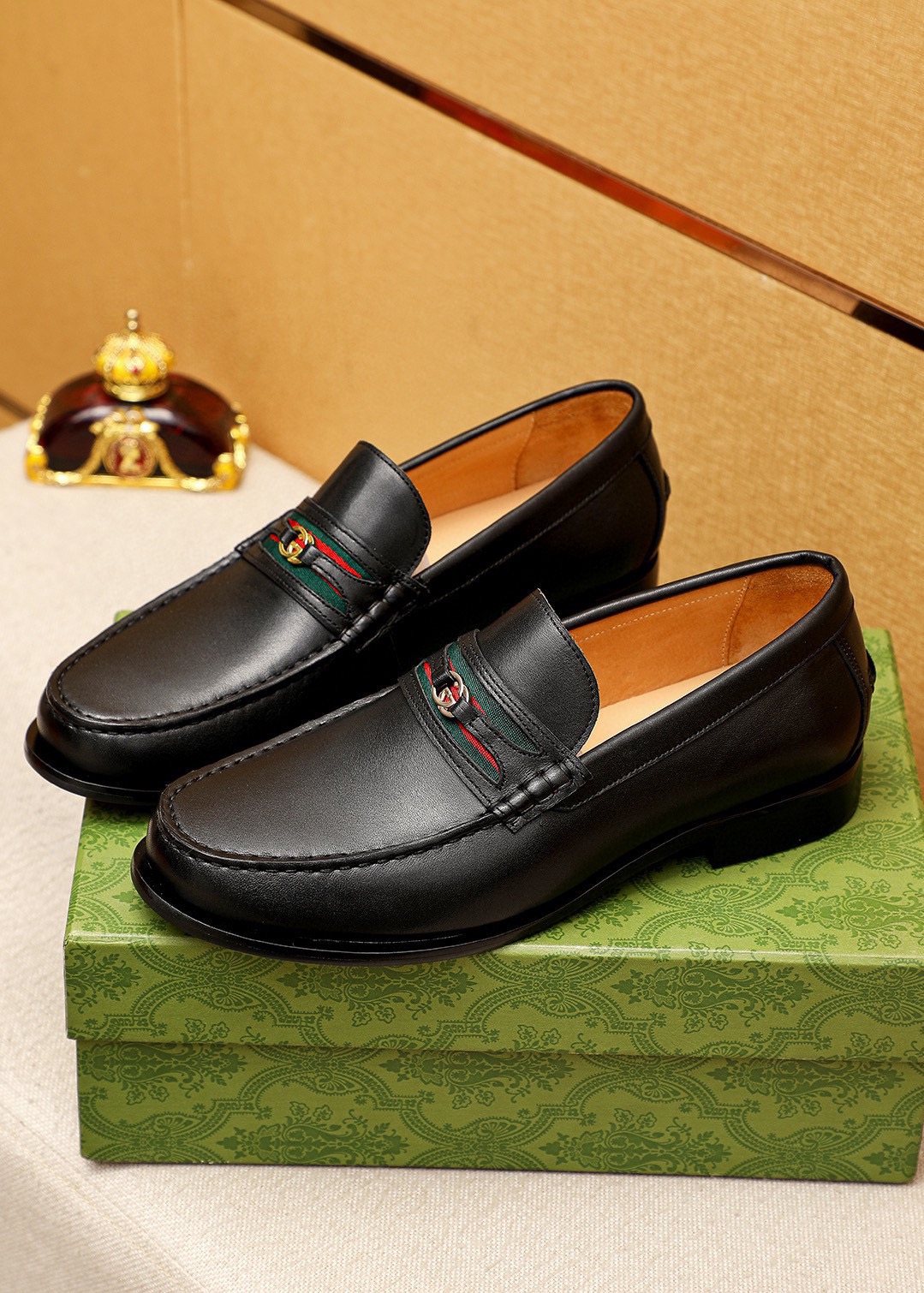 Gucci Leather Web Detail Loafers — front