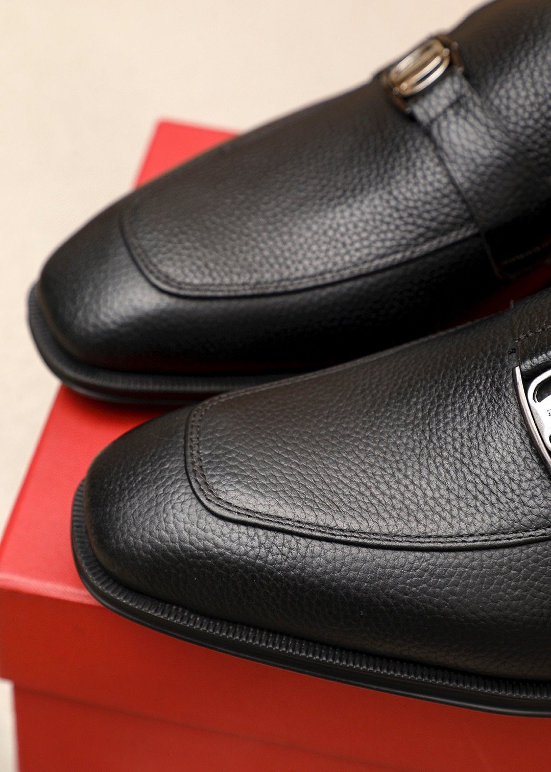 Ferragamo Textured Leather Loafers — detail