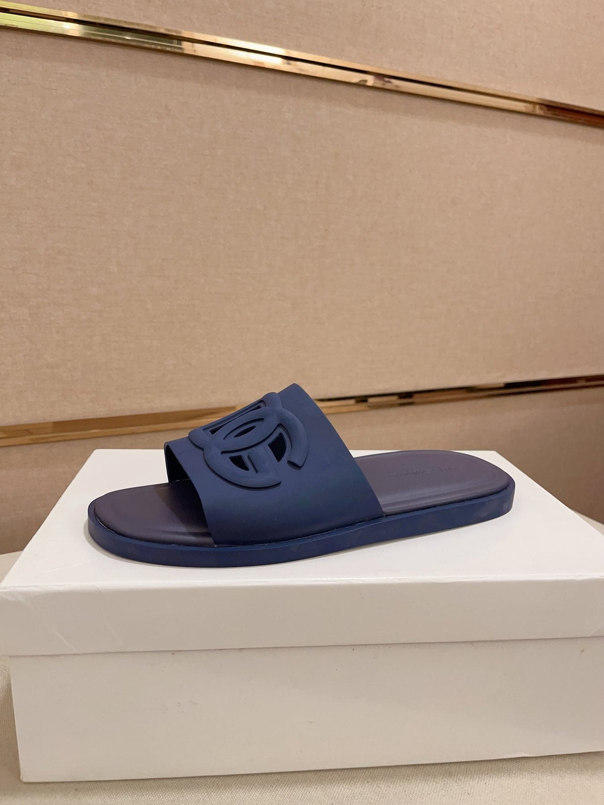 Dolce & Gabbana Raised Logo Slide Sandals — front