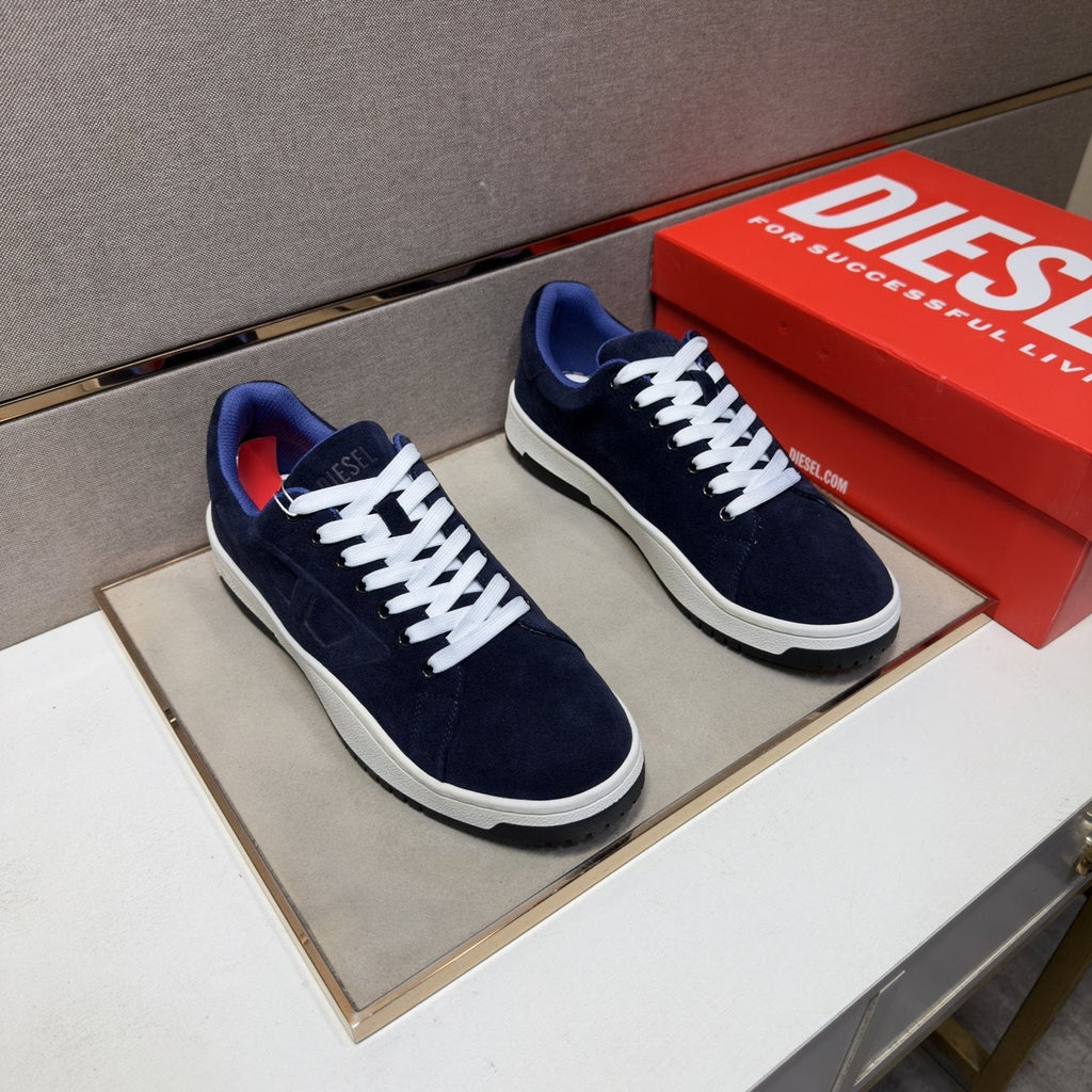 DIESEL Low-Top Lace-Up Sneakers — front