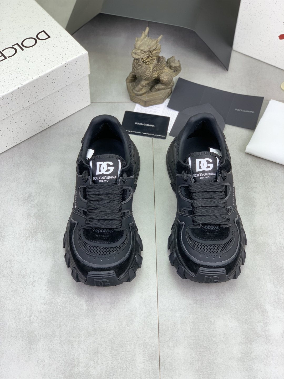 Dolce & Gabbana Paneled Low-Top Sneakers — front