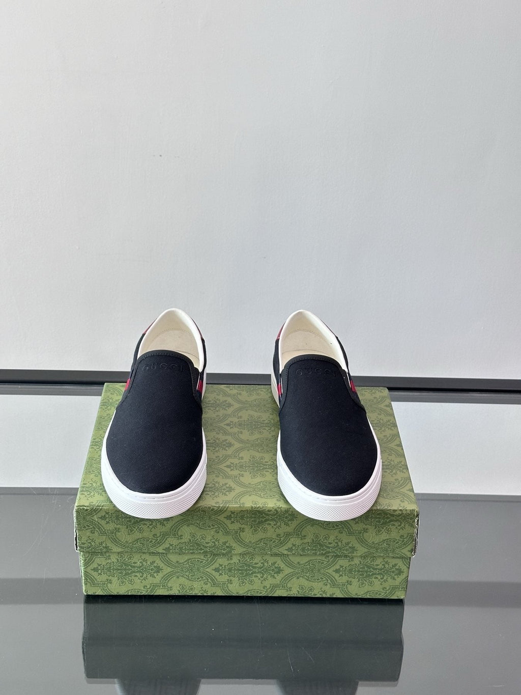Gucci White Striped Slip-On Shoes — front
