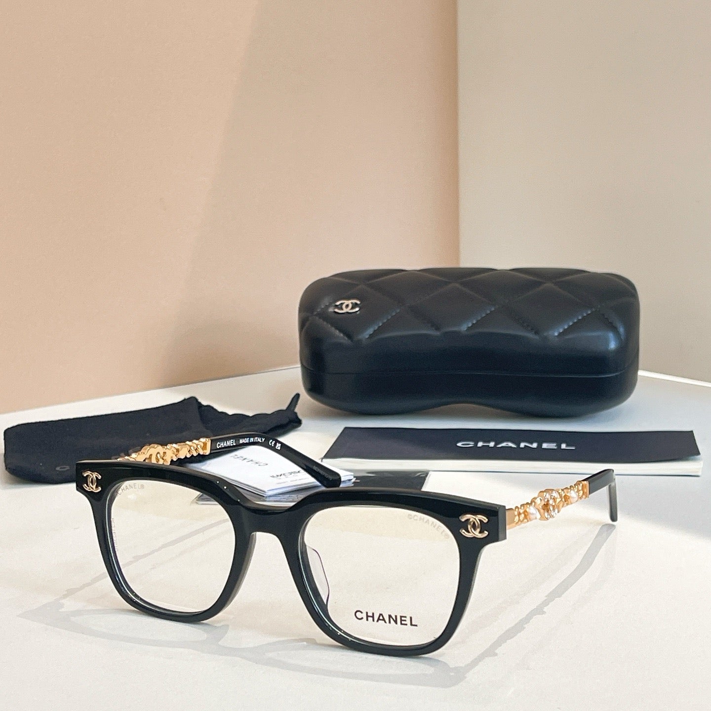 Saint Laurent CH6040 Sunglasses